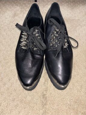 Unif rare Leather spike shoes